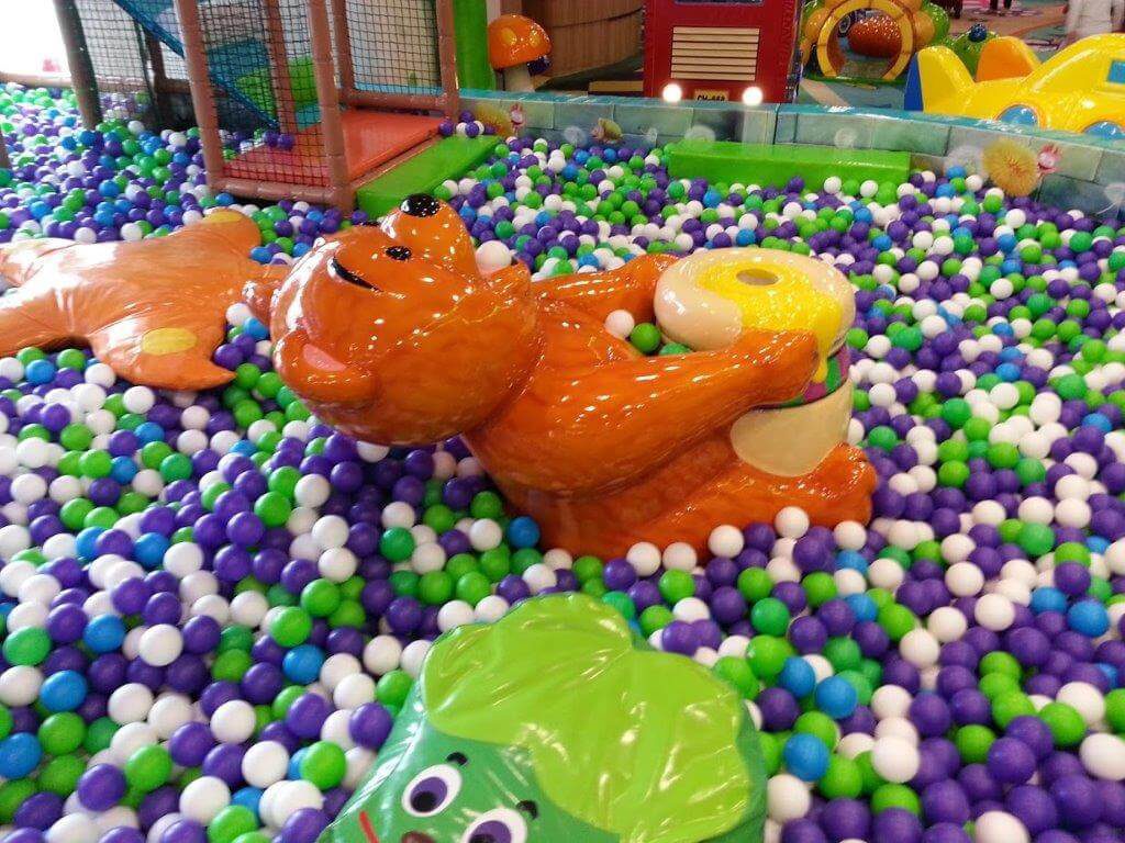 Piscine Con Palline Lancia Palline Aria Winnie Festopolis Fepp 011