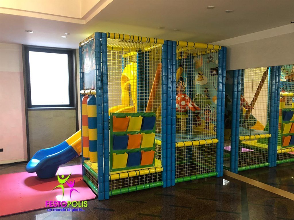 Playground Uso Interno one